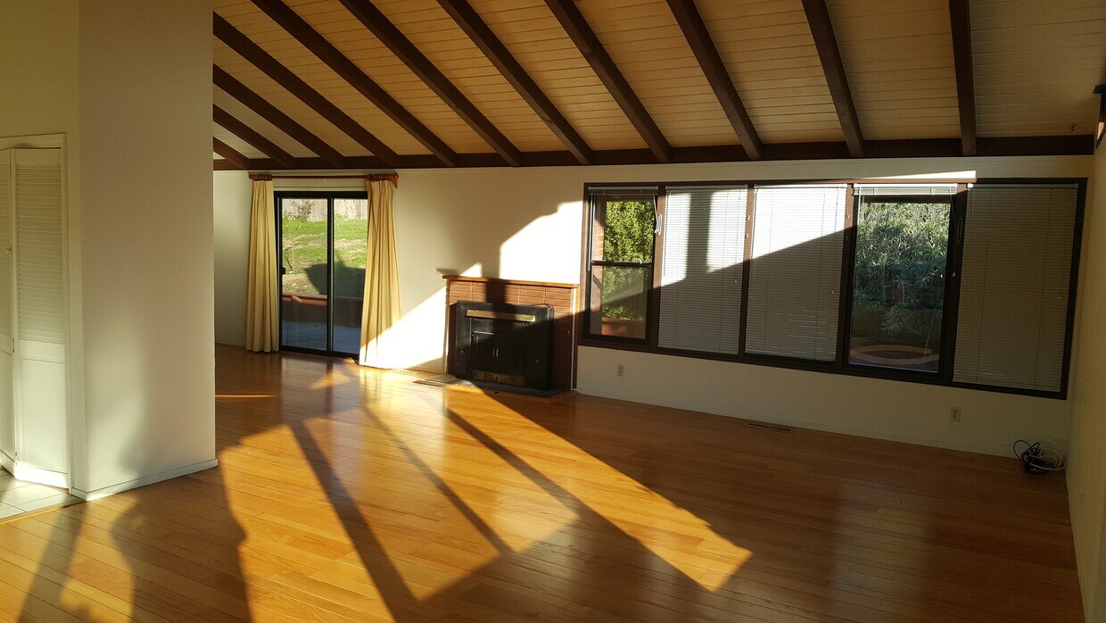 77 Buckelew St, Sausalito, CA 94965 House Rental in Sausalito, CA