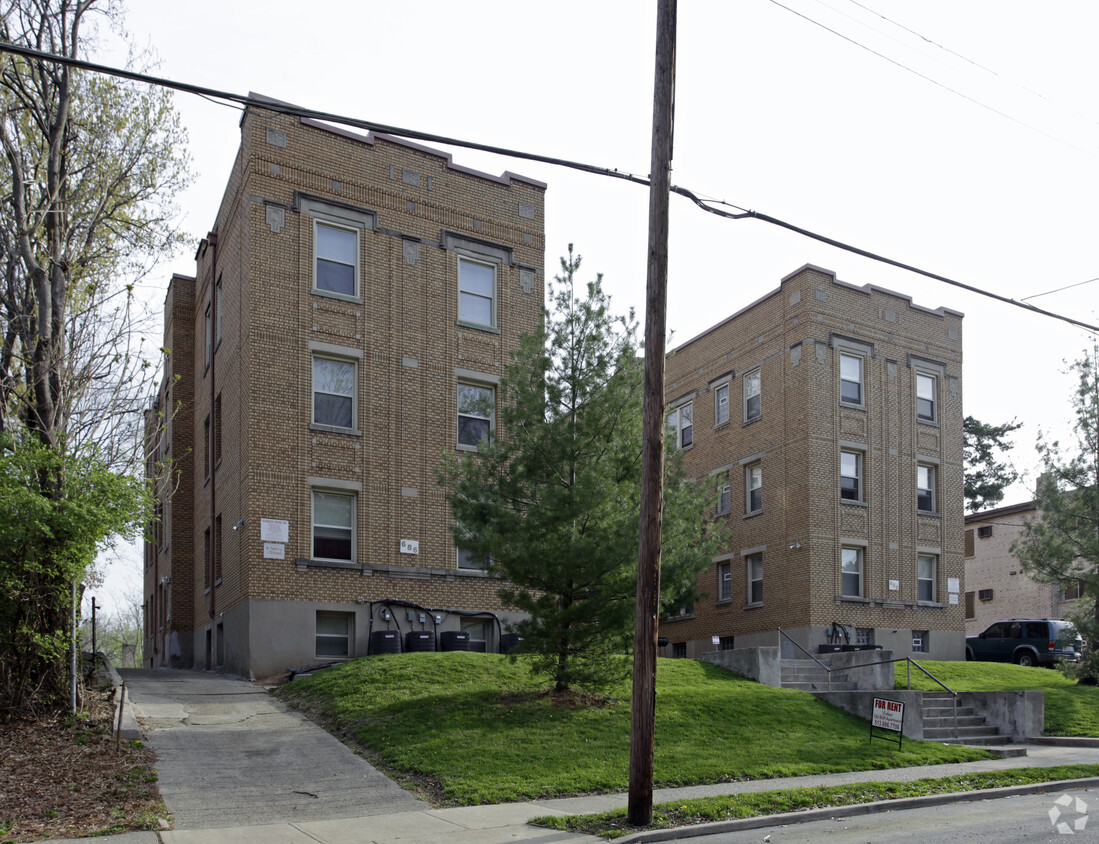 686 Gholson ¡alejado - Gholston Avenue Apartments II