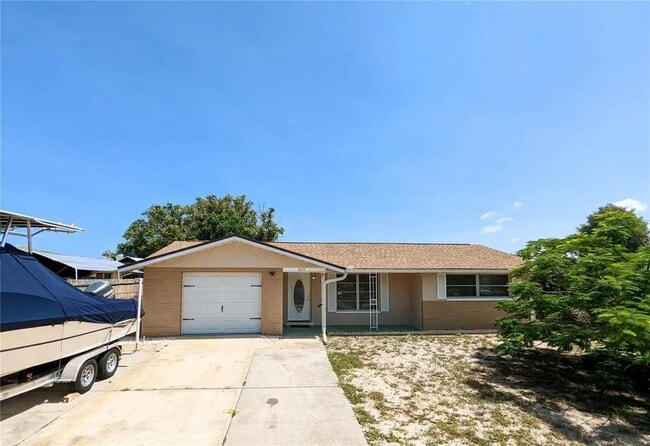 Building Photo - 8019 Portage Dr