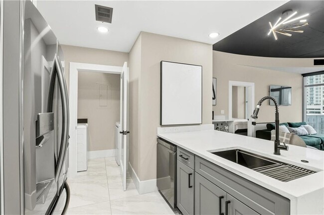 Foto del edificio - 250 Pharr Rd NE