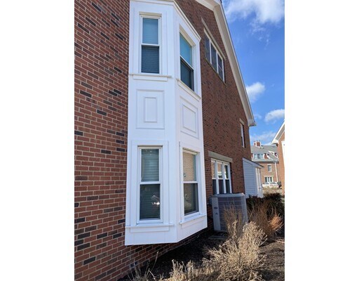 Foto del edificio - 146 Quincy Shore Dr