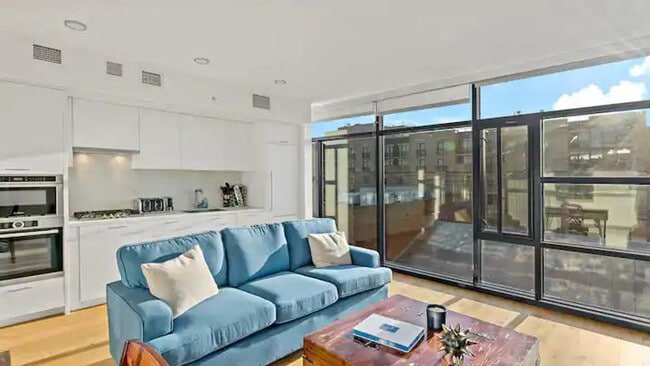 Foto del edificio - 1815 6th St NW