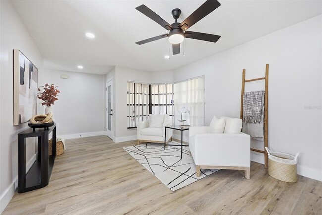 Building Photo - 645 Rosemere Cir