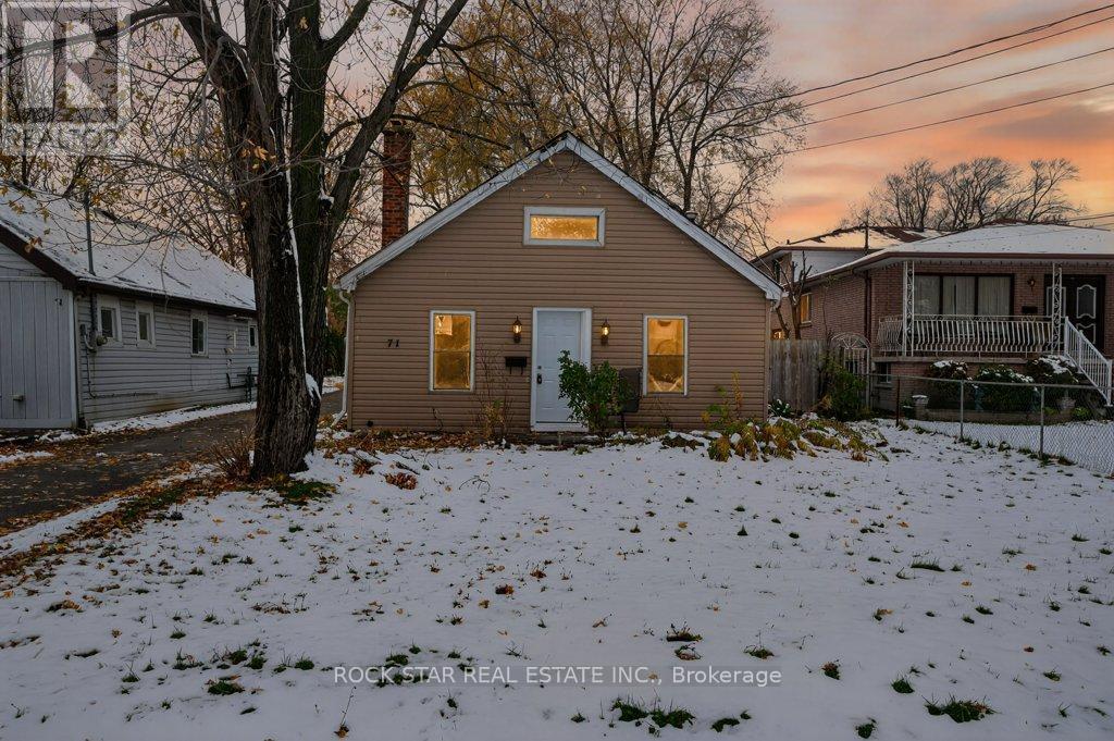 Photo principale - 71 Teal Ave