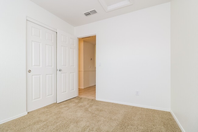 Foto del edificio - 14924 W Lamoille Dr