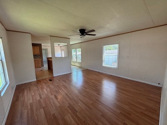 Building Photo - 10111 Piney Creek Ct