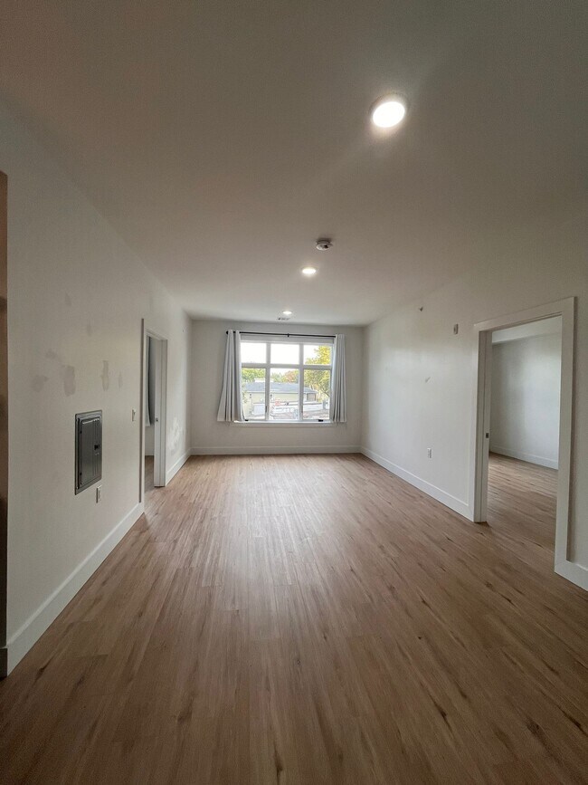 Foto del edificio - 276 Duncan Ave