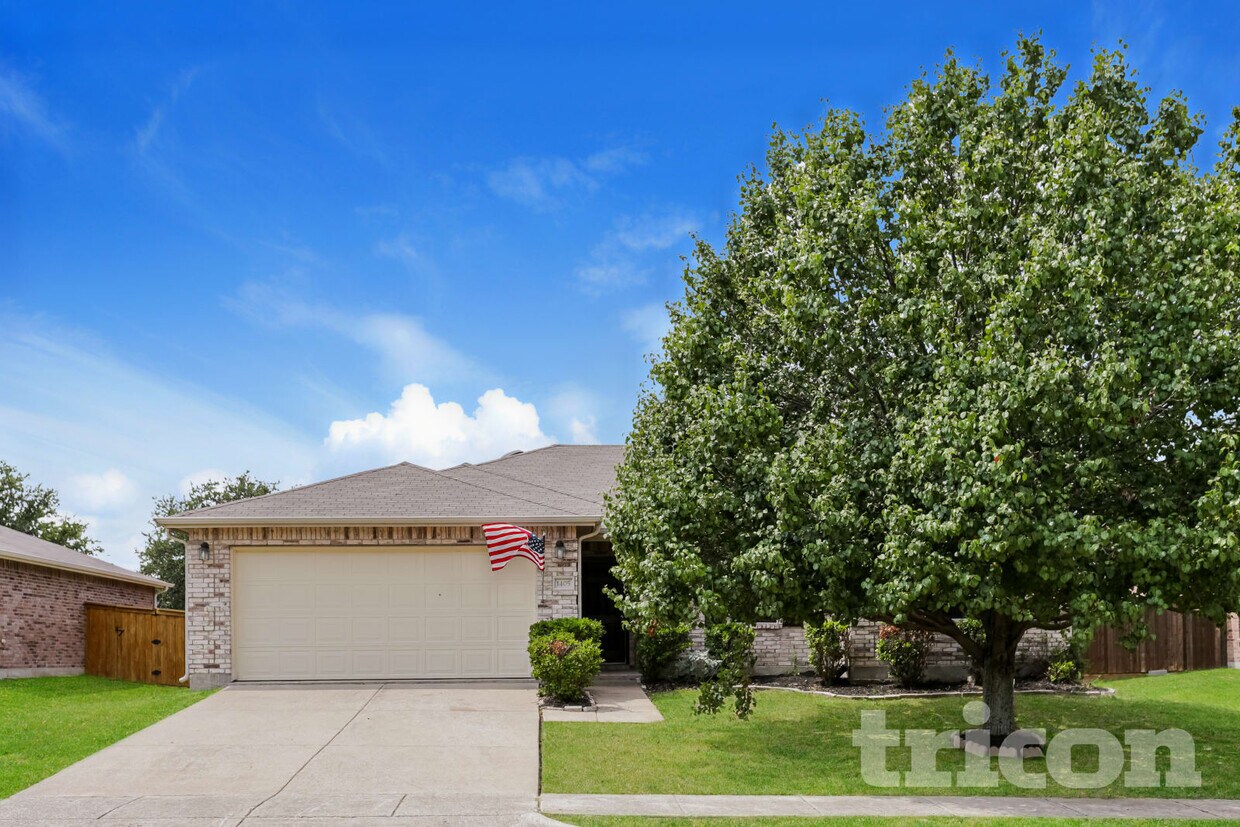 Foto principal - 1405 Englewood Dr