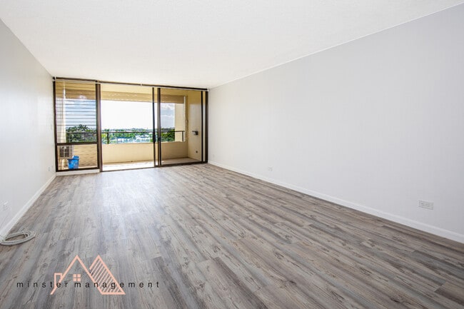 Building Photo - 6770 Hawaii Kai Dr