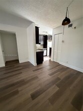 Building Photo - 300 Gardens Dr