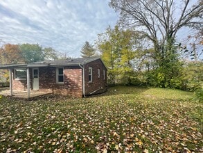 Building Photo - 5314 S Southway Dr
