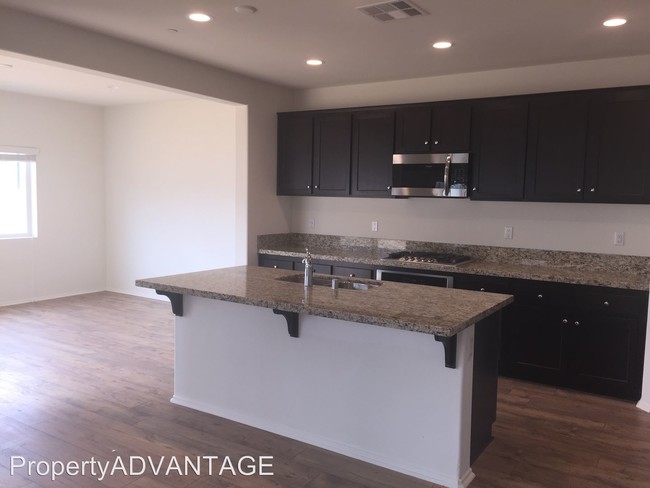 Building Photo - 4 br, 3 bath House - 35734 Asturian Way
