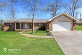 Primary Photo - 3006 Hilldale Rd
