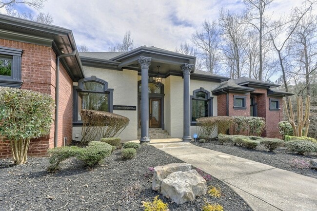 Building Photo - 3420 Stonewall Tell Rd