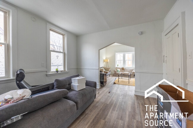 Foto del edificio - 1626 N Fairfield Ave