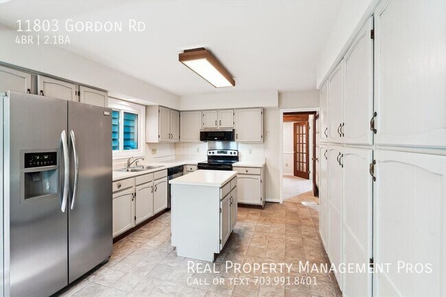 Foto del edificio - 11803 Gordon Rd