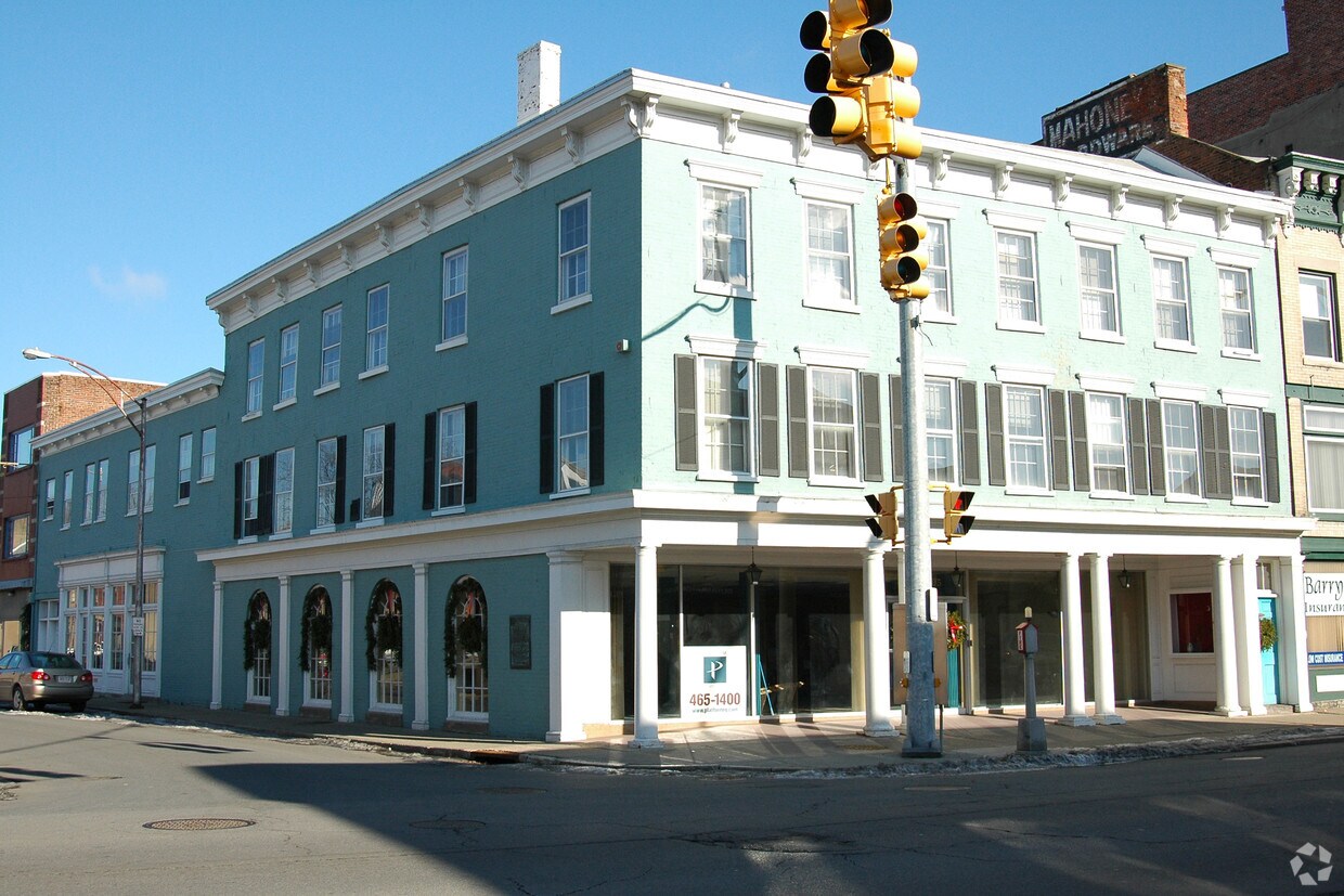 Foto del edificio - 1309 State St