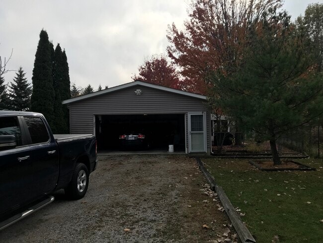 Driveway - 350 Forest Green Dr