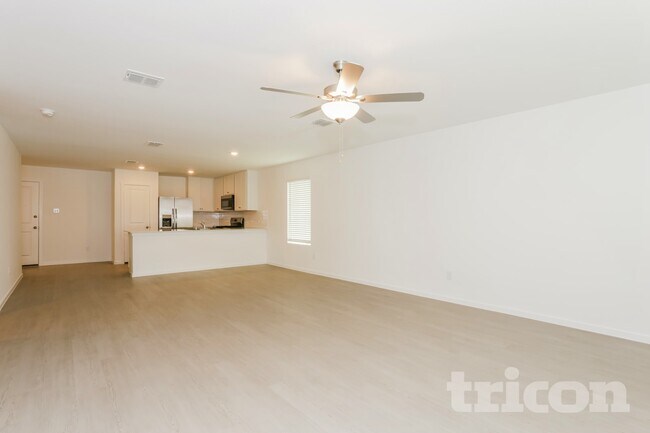 Building Photo - 15221 Grappling Irons Ln