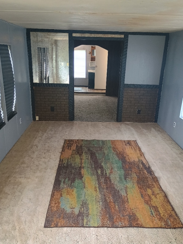 Building Photo - 118 NW Deer Run Gln