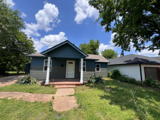 Photo - 1431 NE 27th St House