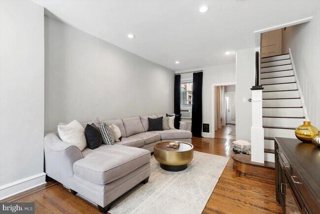 Foto del edificio - 623 Miller St