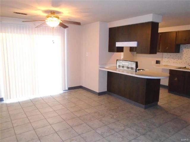Building Photo - 202 Castellano Dr