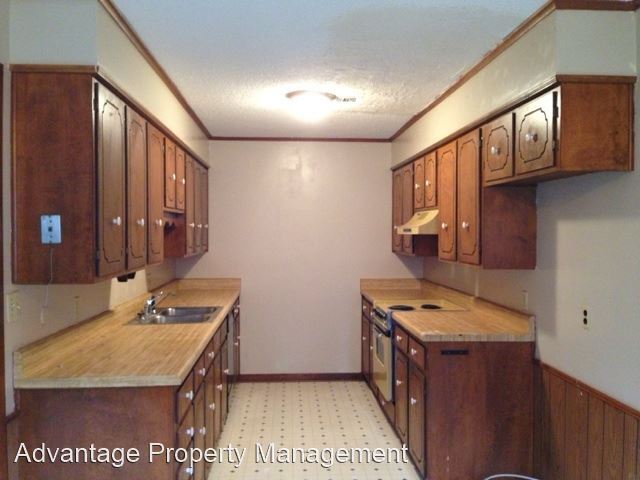 Building Photo - 3 br, 2 bath House - 11 Northwood