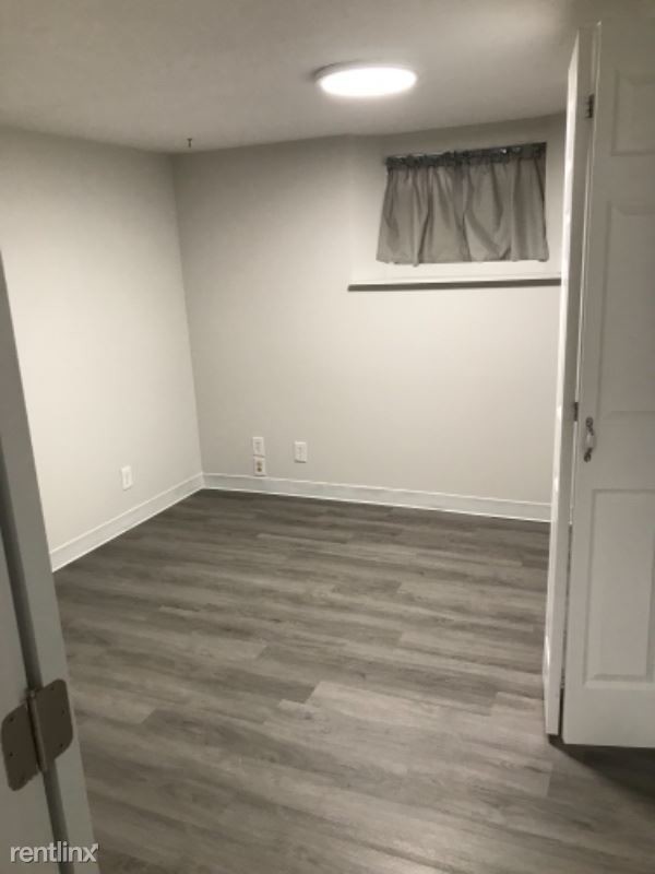 Foto del edificio - 3 br, 1 bath Apartment - 6288 south 400 east
