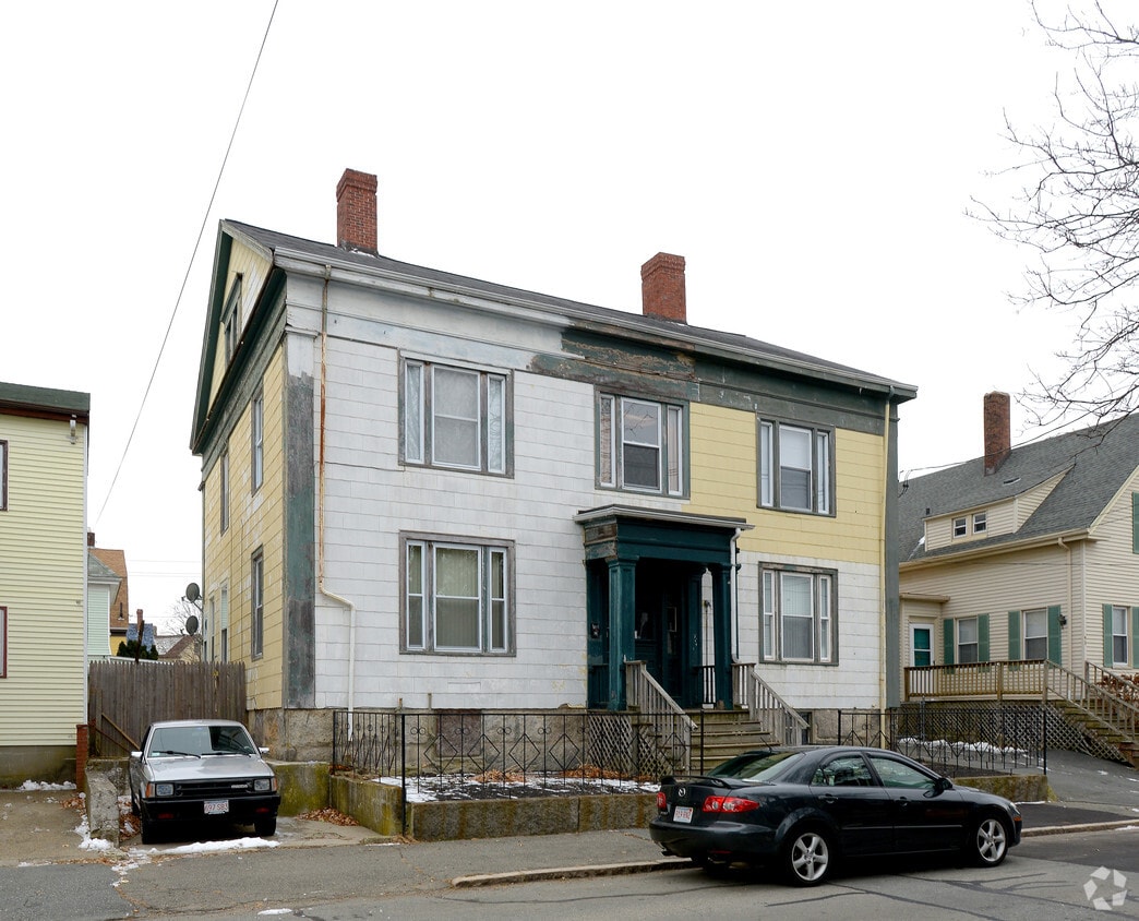 Primary Photo - 51 Bonney St