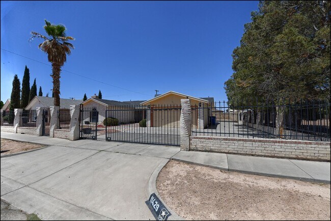 Building Photo - Available to view!