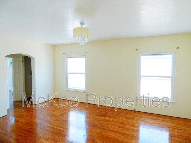 Foto del edificio - 3114 Homer St