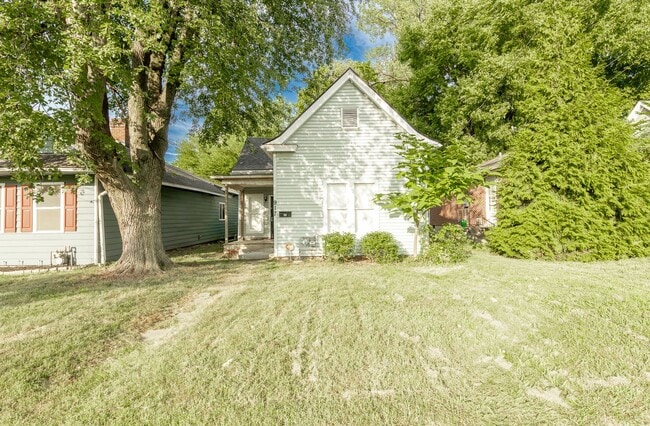 Photo - 917 Watt St House