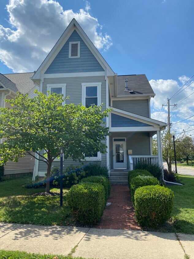 Primary Photo - 2458 N Pennsylvania St