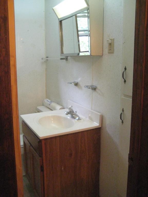 Building Photo - 1112 Narrow lane #2, 37601
