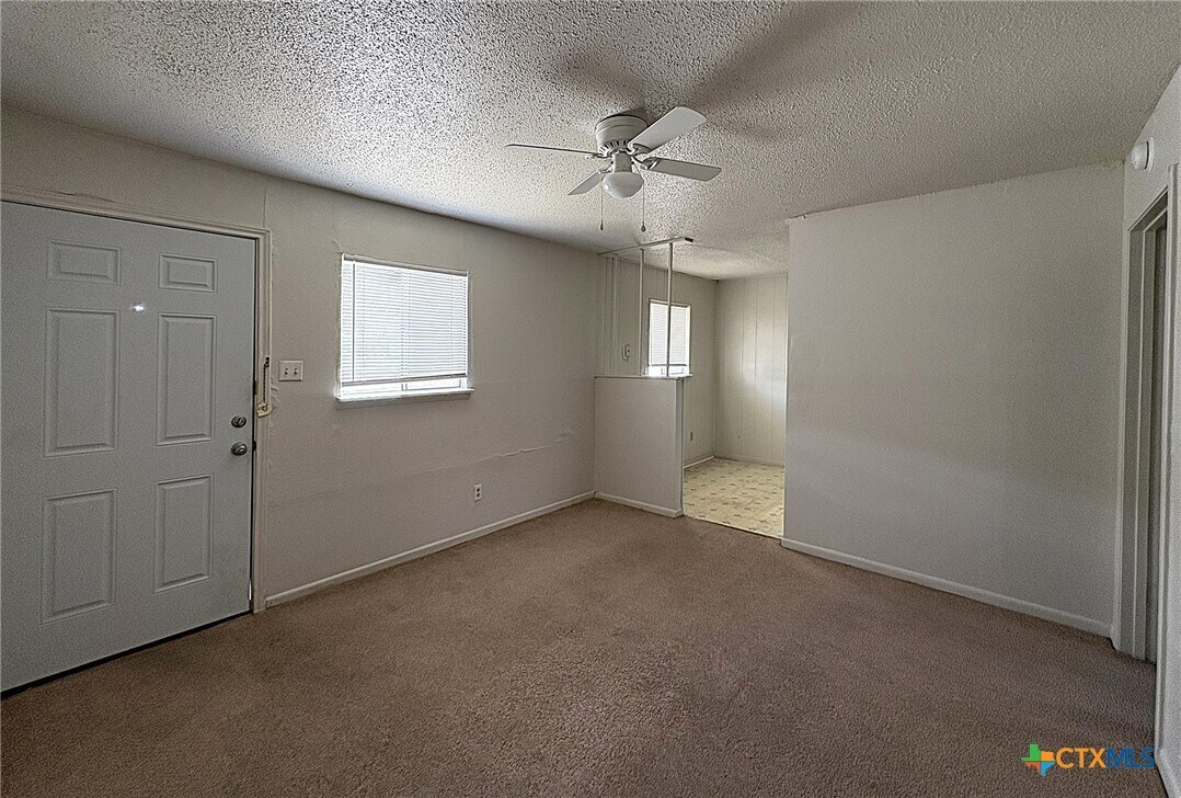 Foto principal - 602 Sunset Ln