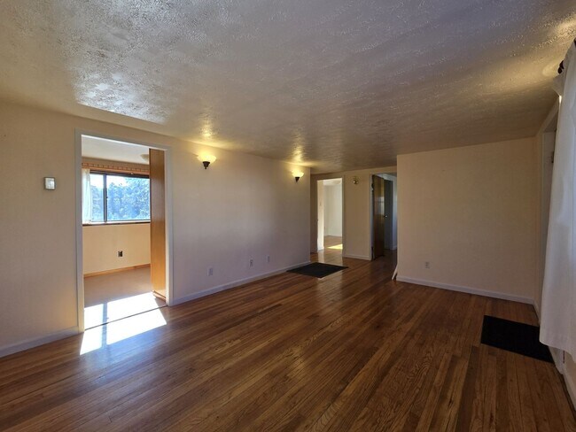 Foto del edificio - 3509 Pueblo Dr