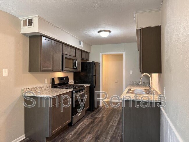 Foto del edificio - 3513 Washington St