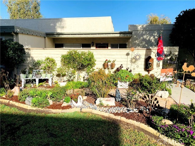 Foto del edificio - 956 Calle Aragon