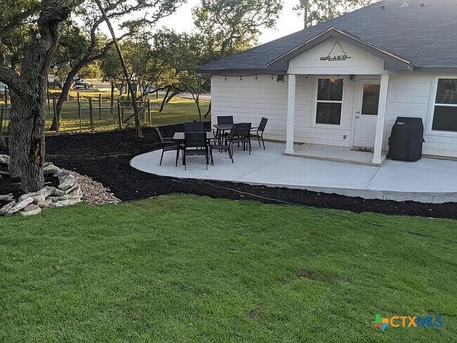 Foto del edificio - 254 Ridgerock Dr