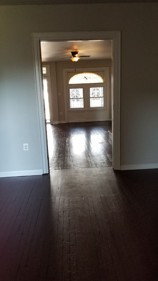 Foto del edificio - 5346 Webster St