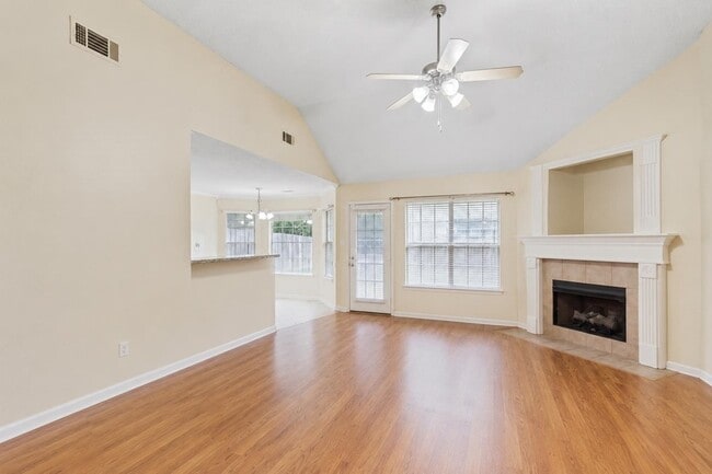 Photo - 1654 Far Drive Unit House