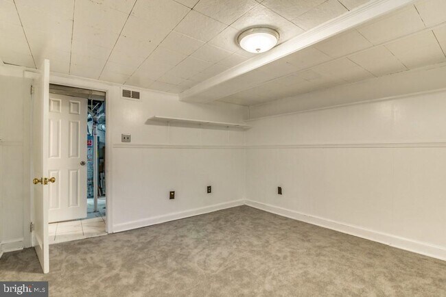 Foto del edificio - 969 N Kentucky St