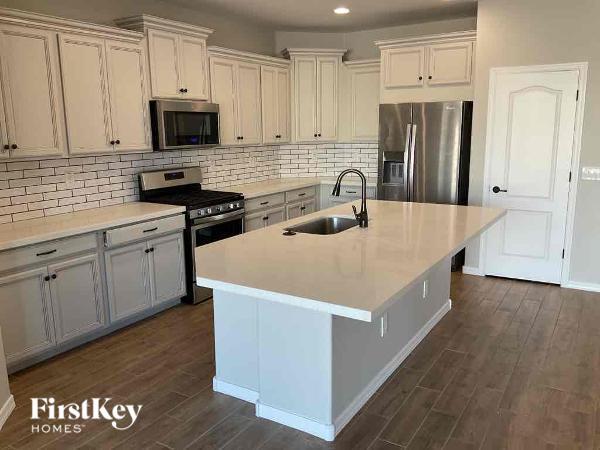 Foto del edificio - 19748 W Devonshire Ave