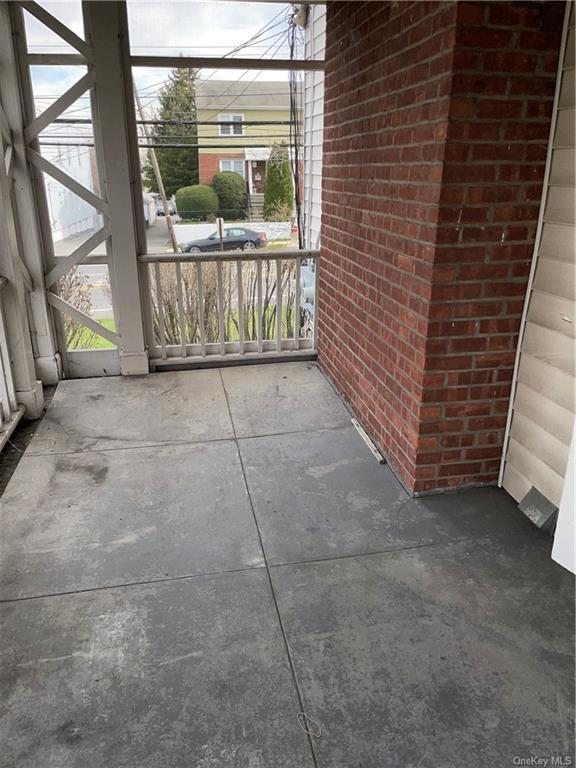 Building Photo - 229 Kimball Ave