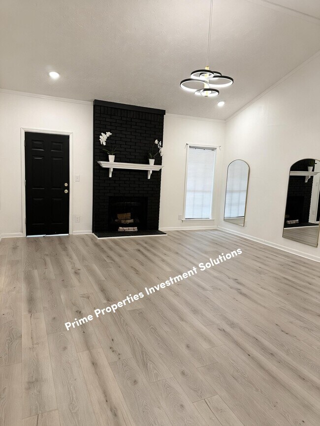 Building Photo - 4012 Amberly Rd