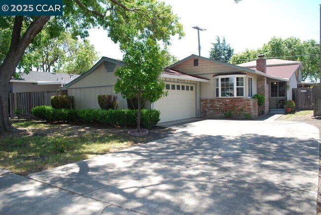 Foto del edificio - 2118 San Rafael Ave