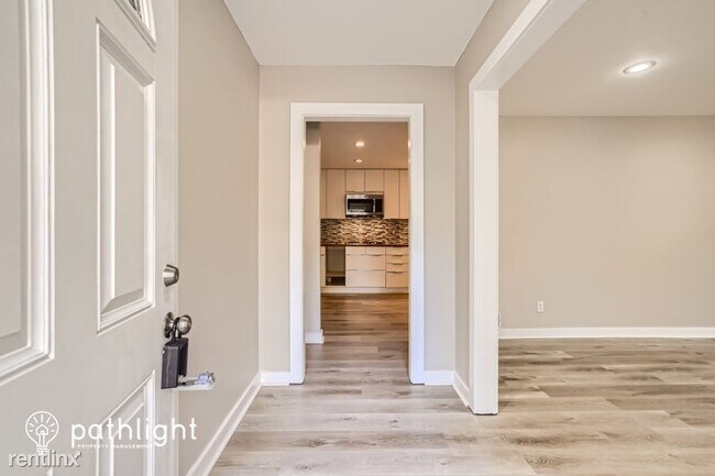 Building Photo - 4 br, 2 bath House - 399 Alp Ln SW UNIT