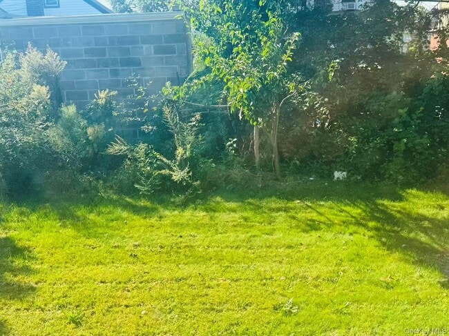 Foto del edificio - 199-28 24th Ave