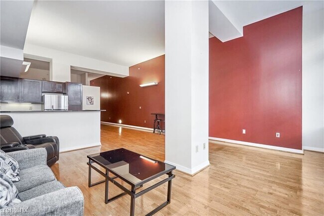 Foto del edificio - 1 br, 1 bath Condo - 237 Granby St Unit 26